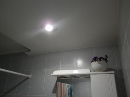 светильники в ванной